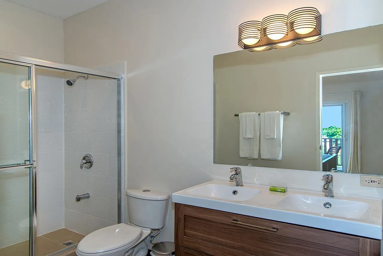 Luxury 2Br Home Facing Beach W/Pool Montego Bay #5 Apartment