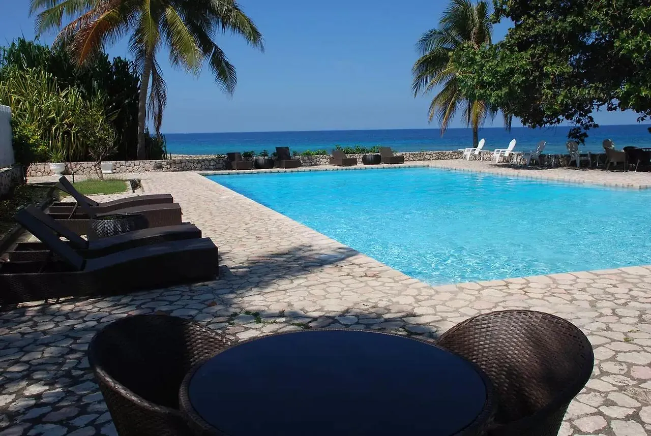 Luxury 2Br Home Facing Beach W/Pool Montego Bay #5 Lägenhet